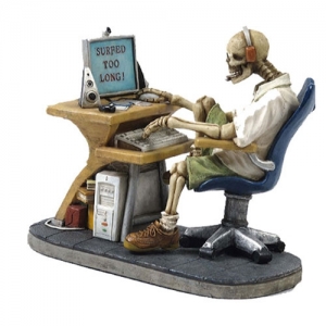 Статуэтка "Скелет за компьютером" WU71649AA