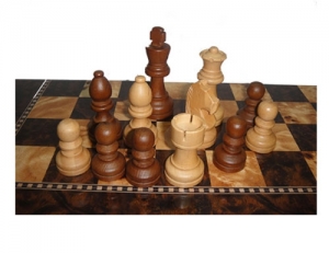 3 в 1 Шахматы Шашки Нарды 2600228 средние