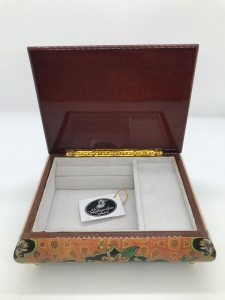 Шкатулка для хранения украшений LUD-21