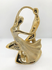 Танцующая пара 211