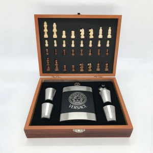 Шахматы - набор с фляжкой NEW1 ― Golden Time