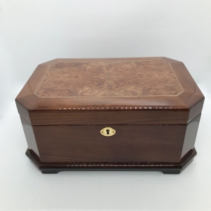 Шкатулка для хранения украшений BP-0520