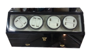 Шкатулка для часов с автоподзаводом RY8215