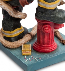 Фигурка Guillermo Forchino "Пожарный" FO84010