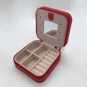 Шкатулка для хранения украшений A701 Красный