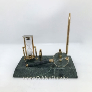 Настольный офисный набор Deluxe 8012