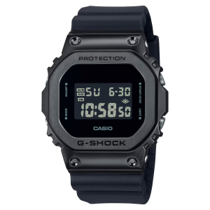 Наручные часы Casio G-SHOCK GM-5600UB-1DR