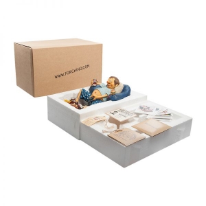 Фигурка Guillermo Forchino "Телеманьяк" FO85506