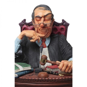Фигурка Guillermo Forchino "Судья" FO85529