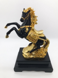 Статуэтка Черный Конь №1