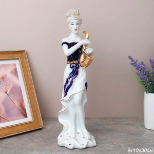 Статуэтка "Дама с саксофоном" MC0824