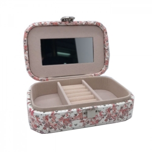 Шкатулка для украшений Красотка