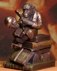 Статуэтка "Обезьяна Дарвина" WU76129