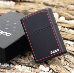 Зажигалка Zippo 218ZB Black Matte™ w/ Zippo & Border